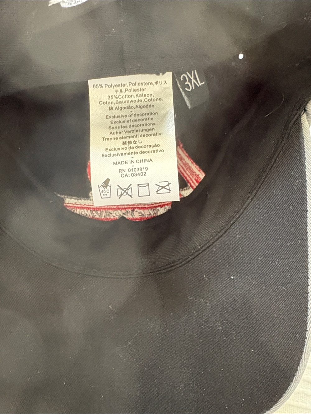 Harley-Davidson Black Hat with Red and Gray Logo Trim - Picture 3 of 4